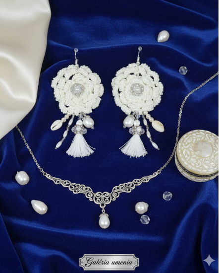 Háčkované dizajnové náušnice "Galéria umenia"